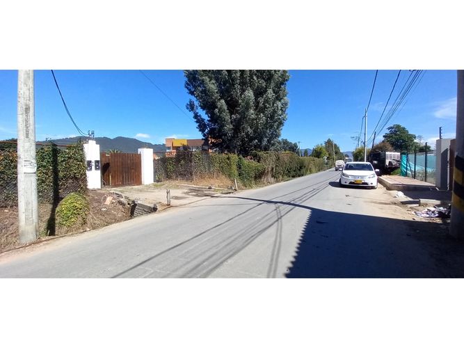 Lote en venta en Fagua, Chía, 3260 m² · foto 3 de 10