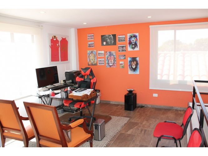 Casa de 3 alcobas en venta en Canelon Centro, Chía, 219 m² · foto 24 de 24