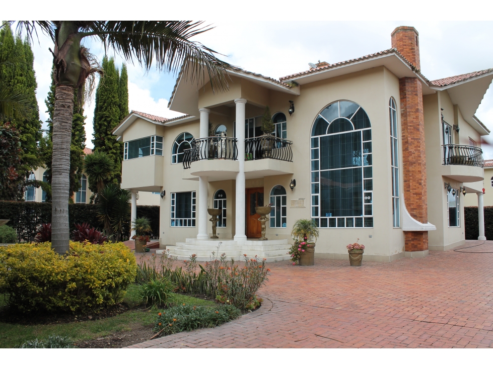 Casa en venta en Chuntame, Cajicá · foto 2 de 23