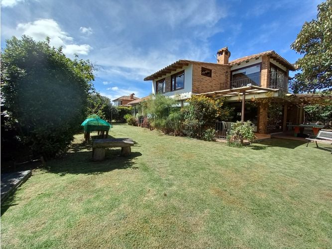 Casa de 5 alcobas en venta en Hacienda Samaria, Chía, 220 m² · foto 4 de 23