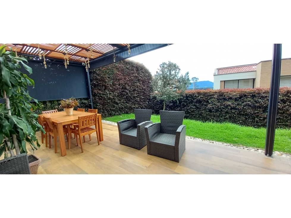 Casa en venta en Chuntame, Cajicá · foto 2 de 17