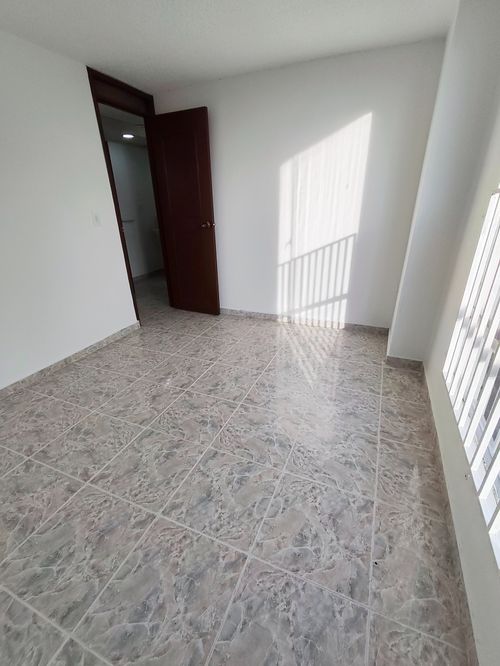 Apartamento de 3 alcobas en venta en Almendros, Bogotá, 47 m² · foto 8 de 11