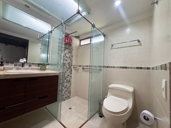 Casa de 4 alcobas en venta en La Españolita, Piedecuesta · foto 2 de 16
