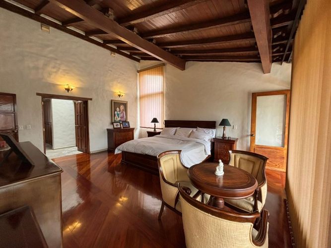 Casa de 5 alcobas en venta en Cerros De Suba, Bogotá, 514 m² · foto 12 de 24