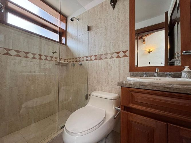Casa de 5 alcobas en venta en Cerros De Suba, Bogotá, 514 m² · foto 19 de 24