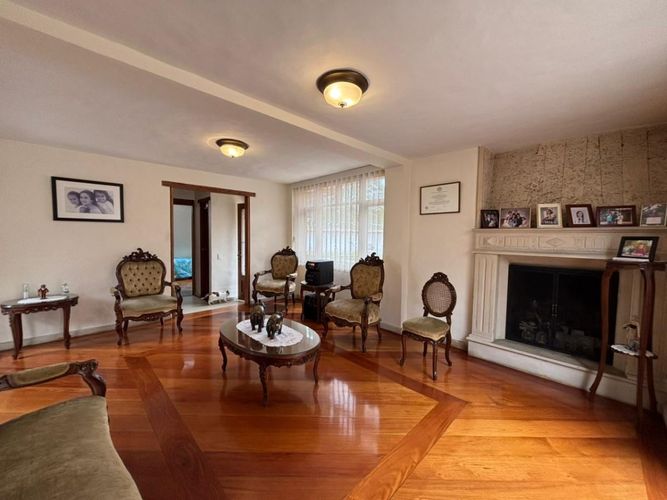 Casa de 5 alcobas en venta en Cerros De Suba, Bogotá, 514 m² · foto 20 de 24