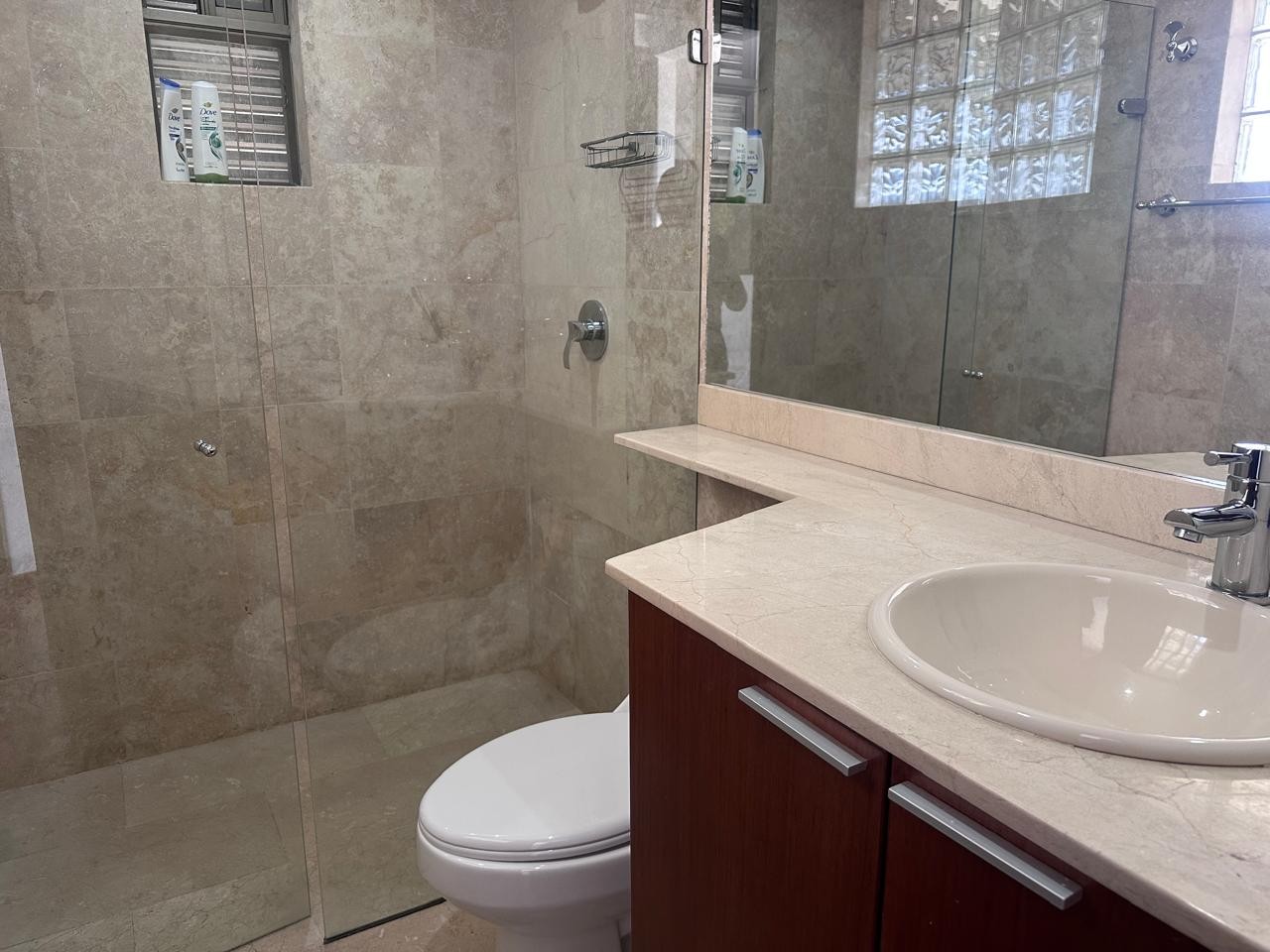 Apartamento en arriendo en El Poblado, Medellín · foto 19 de 20