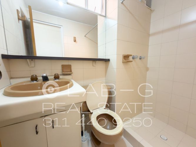 Apartamento de 3 alcobas en venta en Quinta Paredes, Bogotá, 70 m² · foto 18 de 24