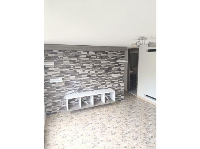 Apartamento de 3 alcobas en venta en Hato Viejo, Bello, 61 m² · foto 9 de 14