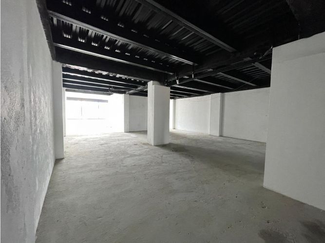 Local en venta en Chipre, Manizales, 249 m² · foto 2 de 10
