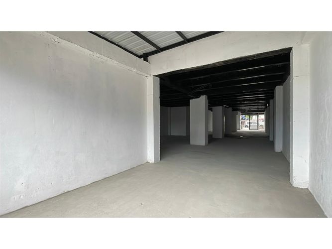 Local en venta en Chipre, Manizales, 249 m² · foto 3 de 10