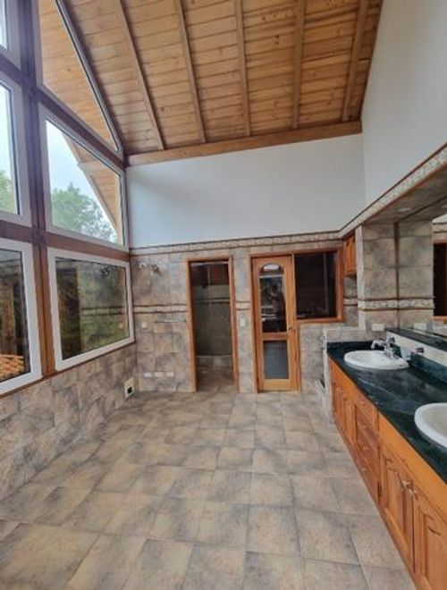 Casa de 5 alcobas en venta en Paramo, Bogotá, 447 m² · foto 17 de 23