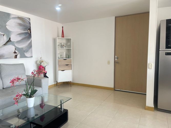 Apartamento de 3 alcobas en arriendo en Ub Cortijo De San Jose, Sabaneta, 80 m² · foto 2 de 19