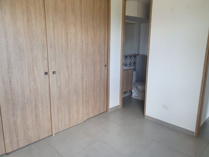 Apartamento de 2 alcobas en venta en El Porvenir, Rionegro, 58 m² · foto 3 de 14