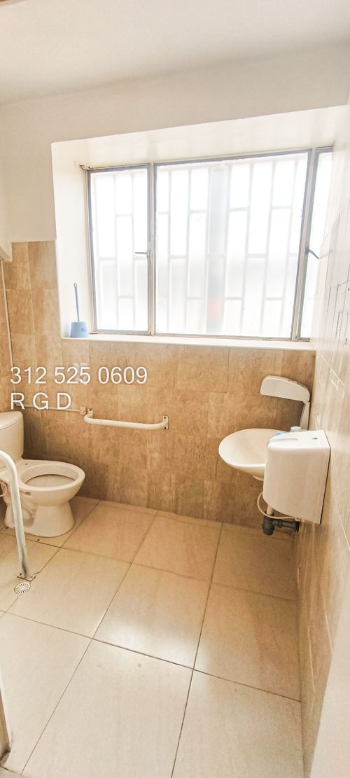 Casa de 3 alcobas en venta en Centro Tocancipá, Tocancipá, 208 m² · foto 2 de 14