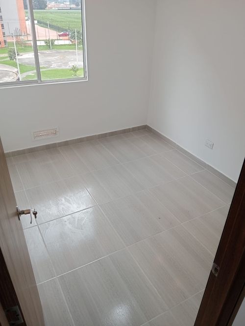 Apartamento de 2 alcobas en venta en La Prosperidad, Madrid, 52 m² · foto 3 de 16