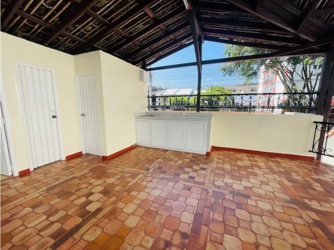 Apartamento de 3 alcobas en venta en El Refugio, Cali, 98 m² · foto 14 de 18