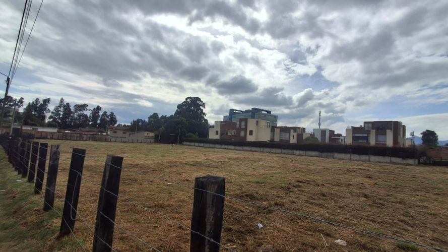 Lote en arriendo en Centro Historico, Chía, 3500 m² · foto 3 de 9
