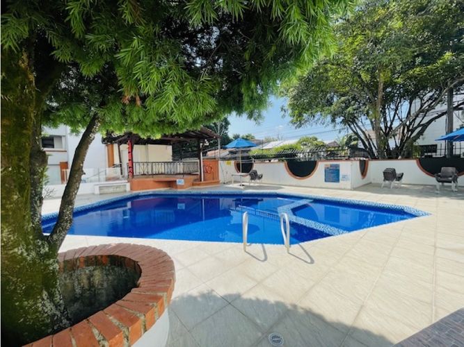 Apartamento de 3 alcobas en venta en El Refugio, Cali, 98 m² · foto 16 de 18