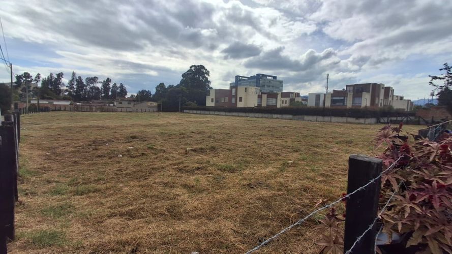 Lote en arriendo en Centro Historico, Chía, 3500 m² · foto 5 de 9
