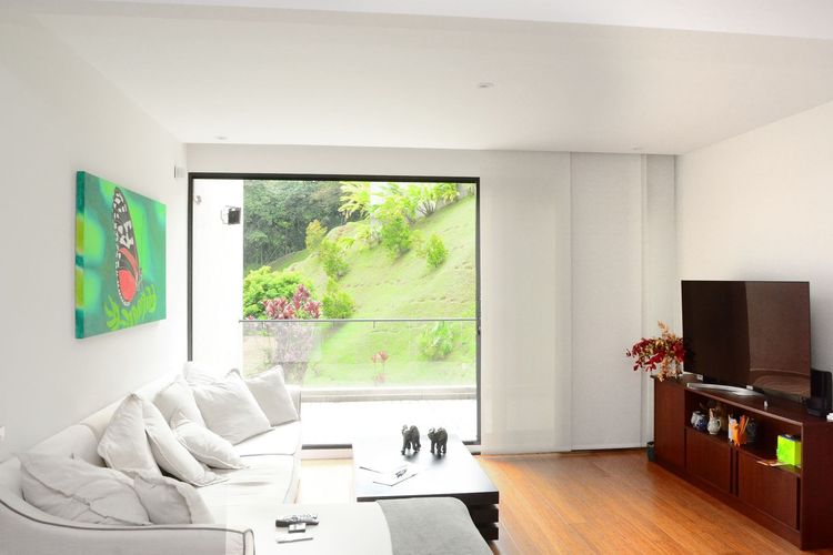 Casa de 3 alcobas en venta en San Lucas, Medellín, 290 m² · foto 8 de 22