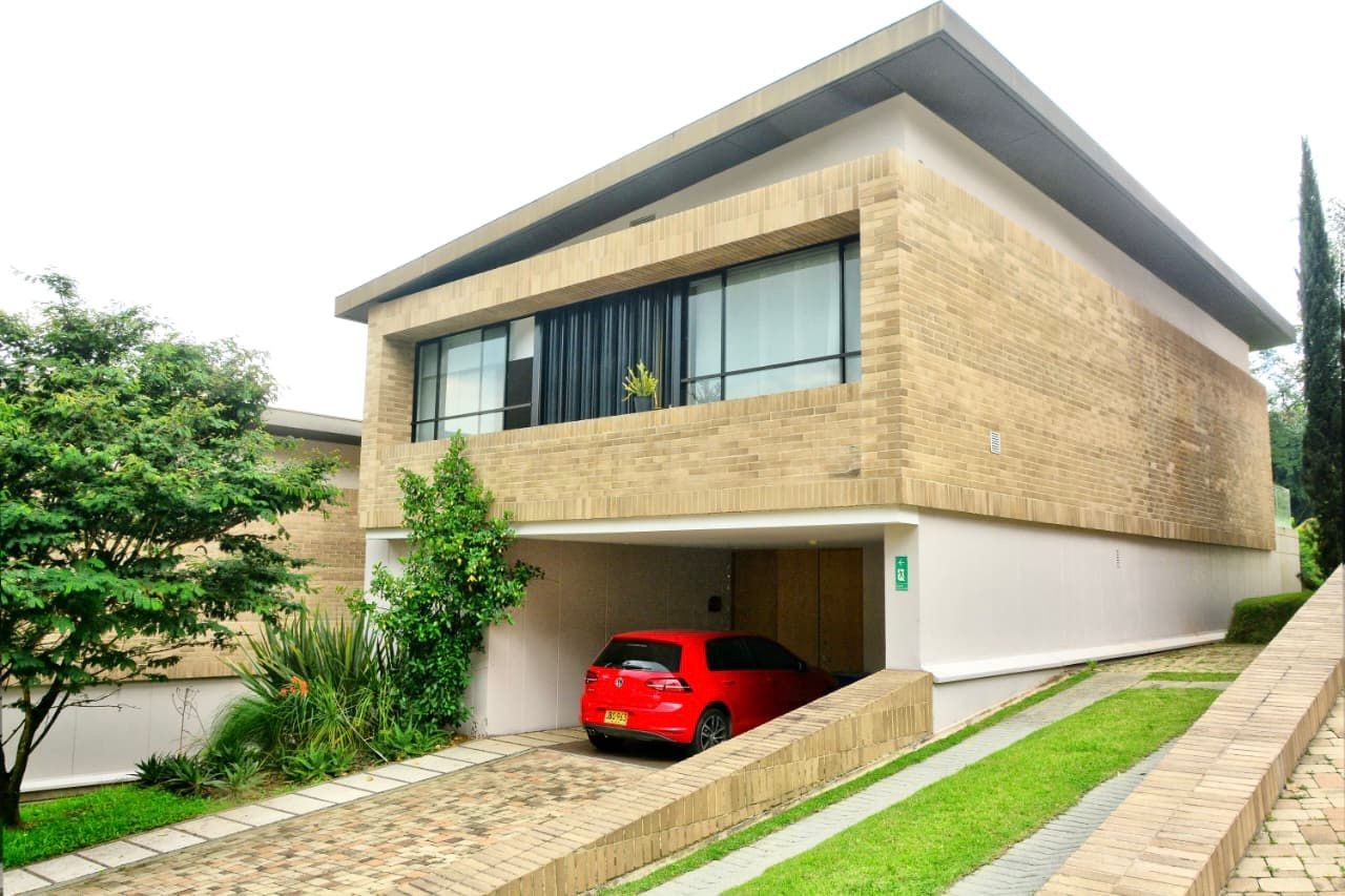 San Lucas, El Poblado, Medellín, Antioquia, Colombia - Photo 2