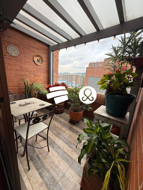 Apartamento de 3 alcobas en venta en Colina Campestre, Bogotá, 157 m² · foto 2 de 22
