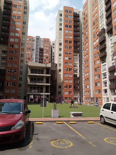 Apartamento en venta en Fontibon, Bogotá · foto 3 de 24