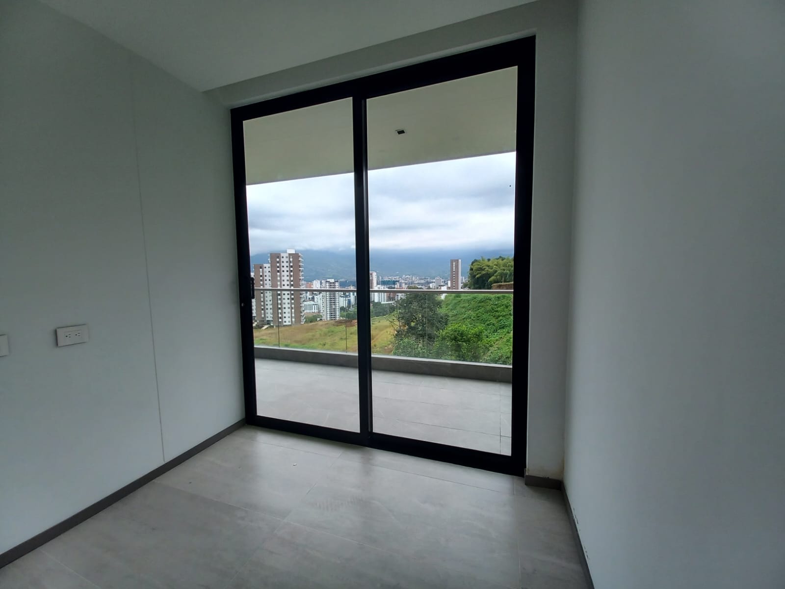 Apartamento en venta en Pinares, Pereira · foto 11 de 23