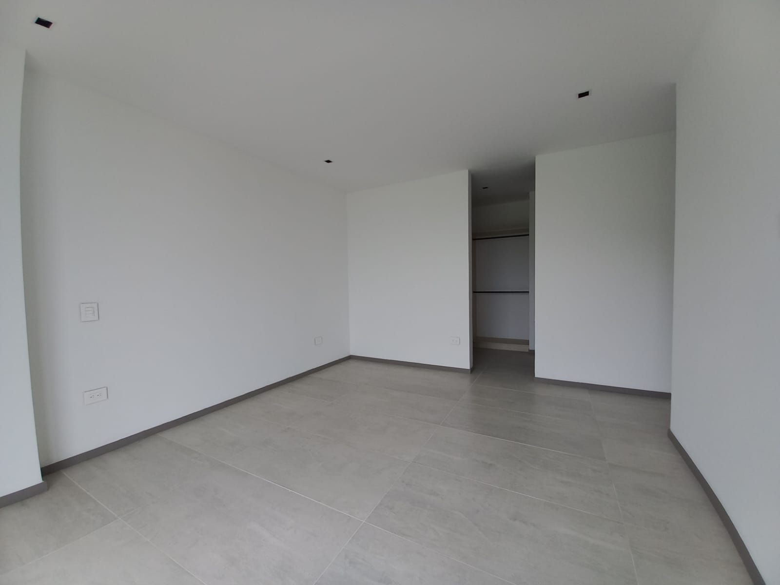 Apartamento en venta en Pinares, Pereira · foto 15 de 23