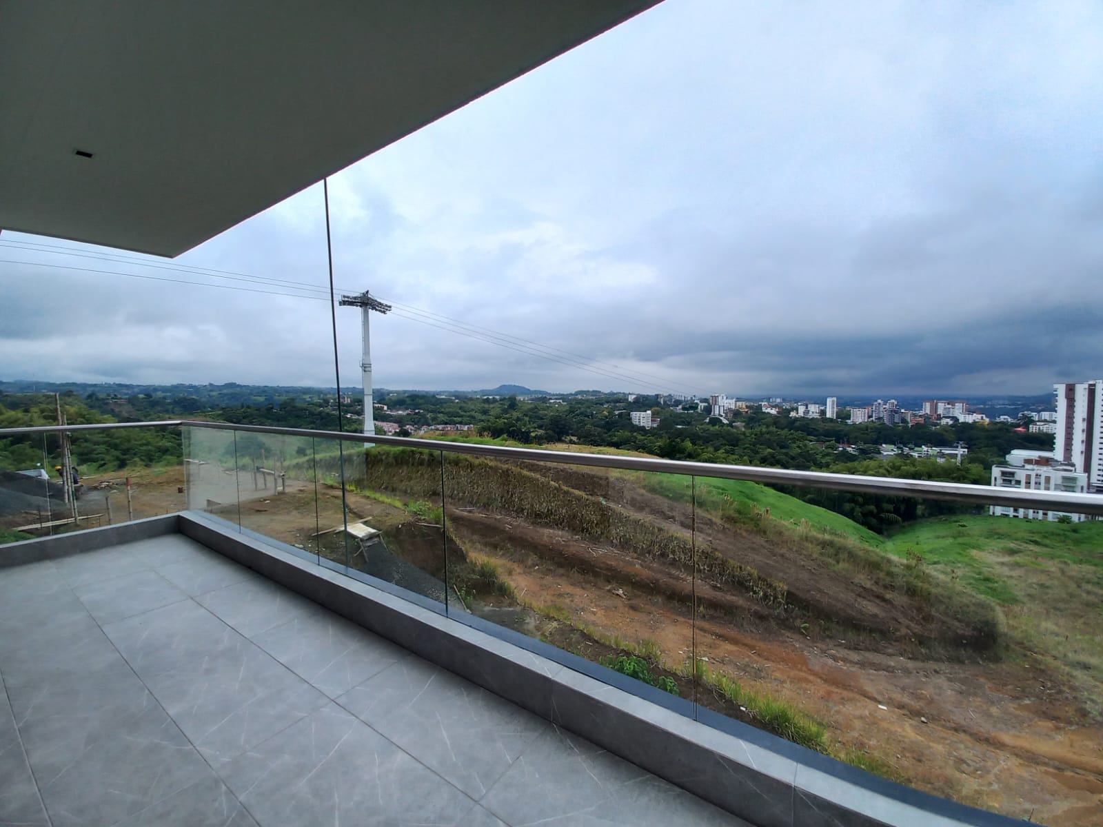 Apartamento en venta en Pinares, Pereira · foto 22 de 23