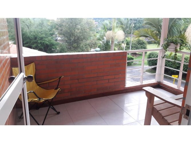 Casa de 4 alcobas en venta en Sector Parque Valencia, Armenia, 260 m² · foto 7 de 7