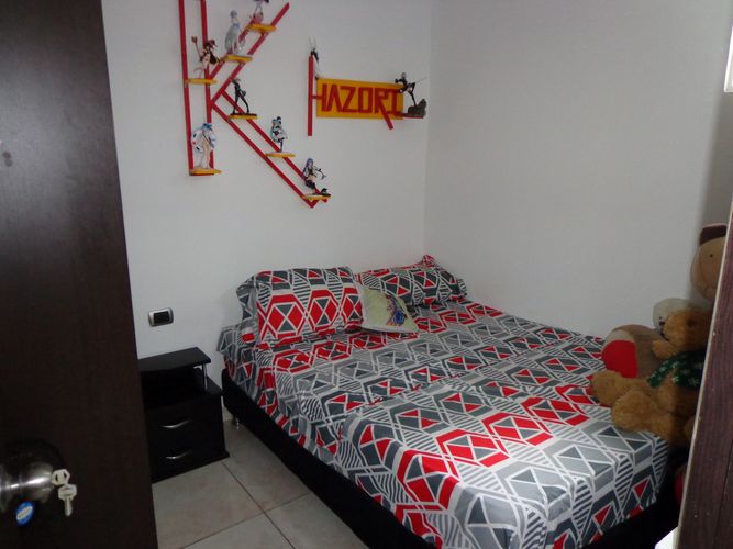 Apartamento de 3 alcobas en venta en Puerto Madero, Girón, 78 m² · foto 6 de 19