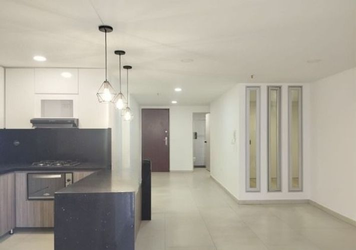 Apartamento de 3 alcobas en arriendo en El Poblado, Envigado, 115 m² · foto 2 de 20