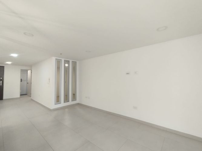 Apartamento de 3 alcobas en arriendo en El Poblado, Envigado, 115 m² · foto 3 de 20