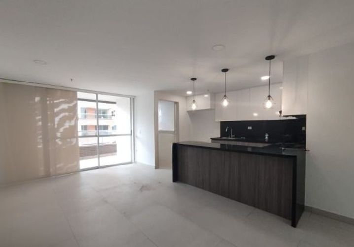 Apartamento de 3 alcobas en arriendo en El Poblado, Envigado, 115 m² · foto 4 de 20