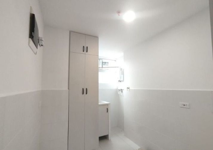 Apartamento de 3 alcobas en arriendo en El Poblado, Envigado, 115 m² · foto 18 de 20