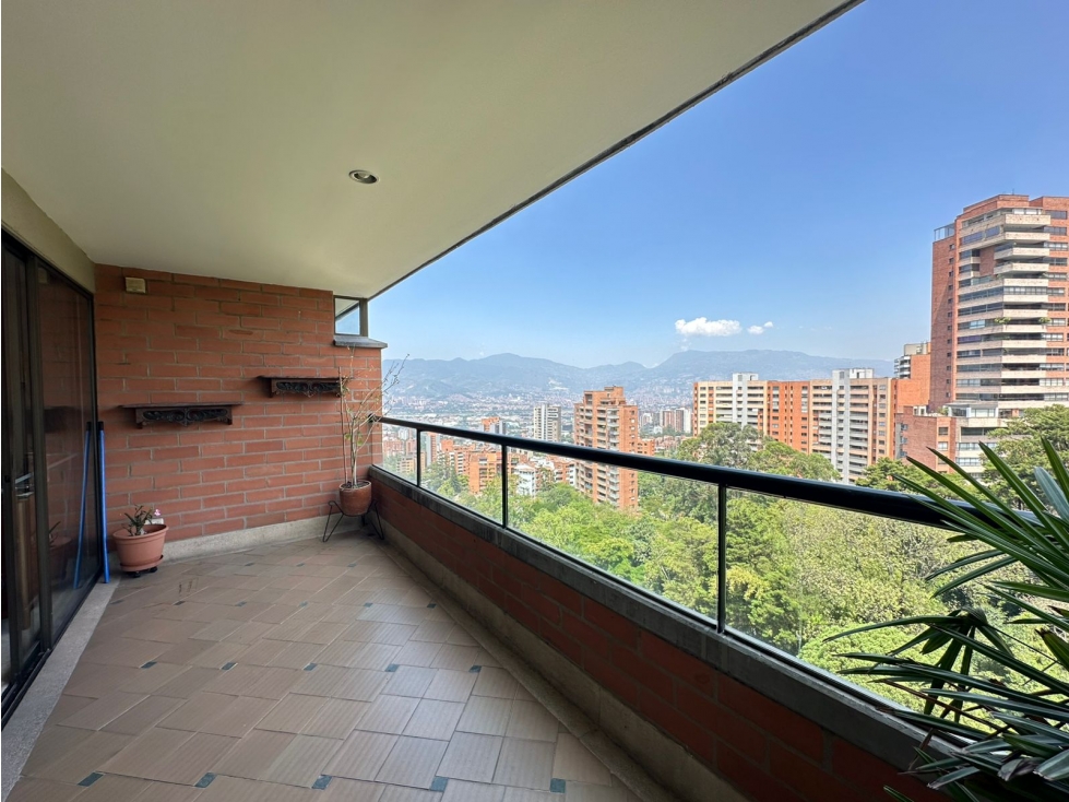 Apartment for sale in El tesoro, Medellín 5