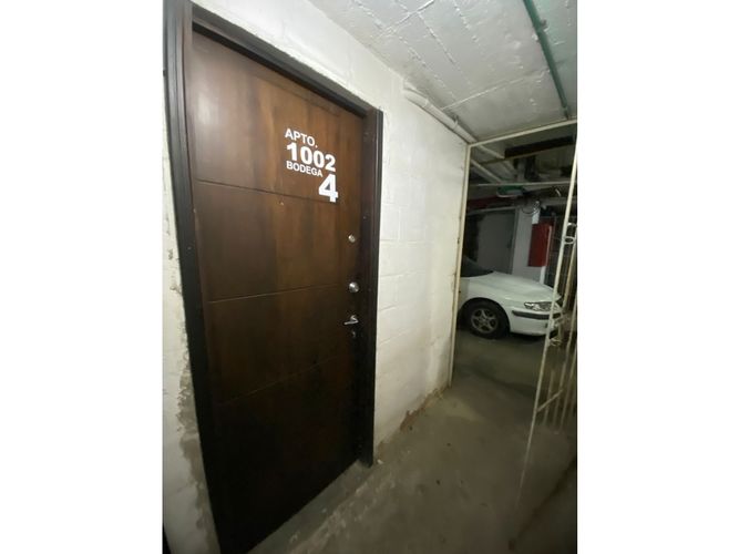 Apartamento de 2 alcobas en venta en Ciudad Jardin, Cali, 120 m² · foto 2 de 19