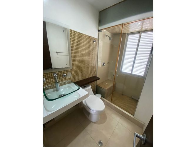 Apartamento de 2 alcobas en venta en Ciudad Jardin, Cali, 120 m² · foto 11 de 19