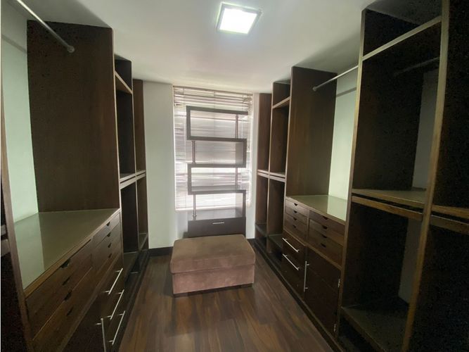 Apartamento de 2 alcobas en venta en Ciudad Jardin, Cali, 120 m² · foto 16 de 19