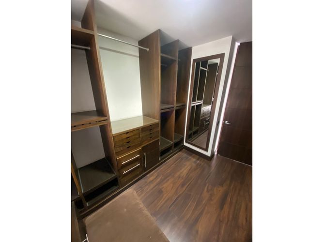 Apartamento de 2 alcobas en venta en Ciudad Jardin, Cali, 120 m² · foto 17 de 19
