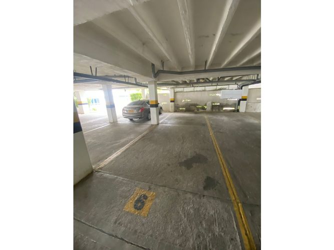 Apartamento de 2 alcobas en venta en Ciudad Jardin, Cali, 120 m² · foto 19 de 19