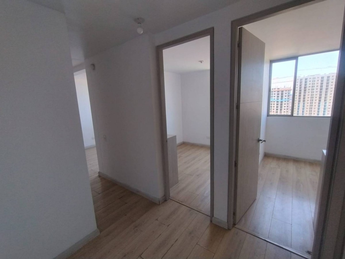 Apartamento en venta en Castilla, Bogotá · foto 6 de 23