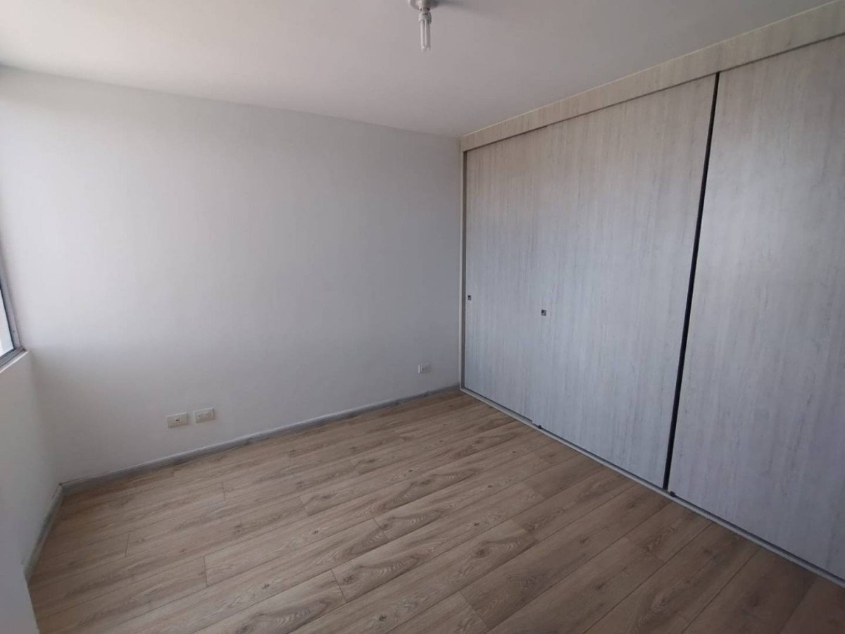 Apartamento en venta en Castilla, Bogotá · foto 8 de 23