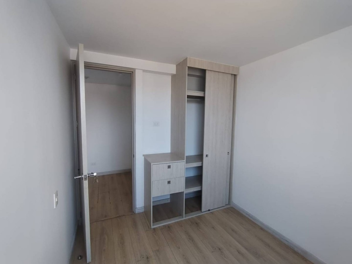 Apartamento en venta en Castilla, Bogotá · foto 9 de 23