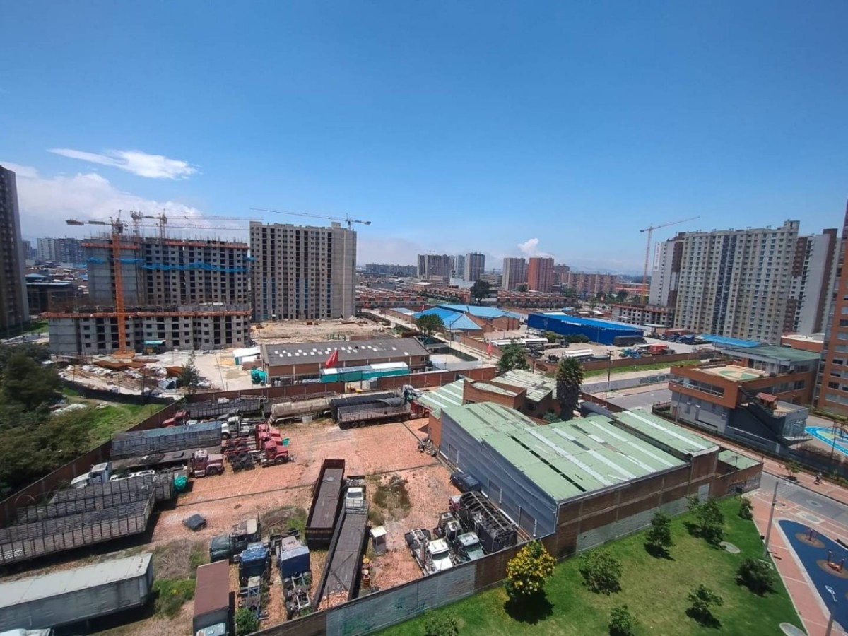 Apartamento en venta en Castilla, Bogotá · foto 21 de 23