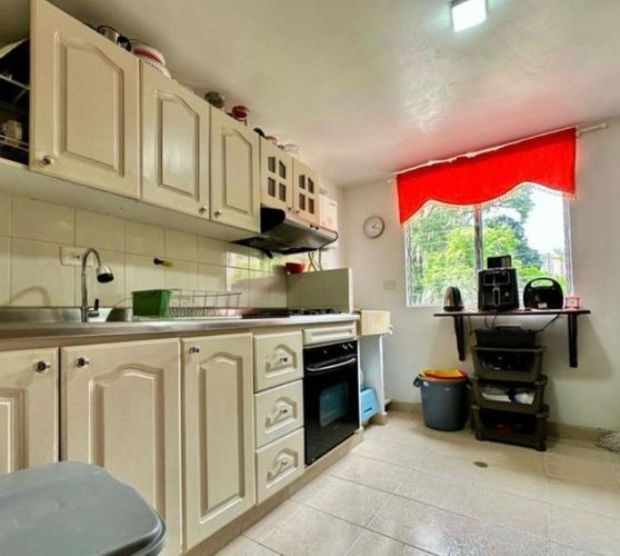 Casa de 3 alcobas en venta en Suramérica, La Estrella, 139 m² · foto 3 de 21