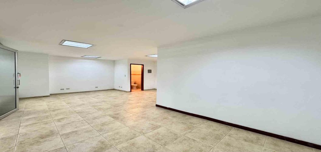 Oficina en venta en Sector Plaza De Bolivar, Pereira, 35 m² · foto 3 de 9