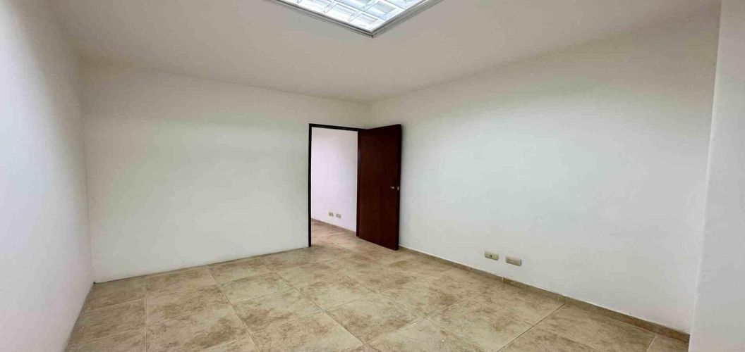 Oficina en venta en Sector Plaza De Bolivar, Pereira, 35 m² · foto 5 de 9